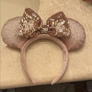 Disneyland Sequin Bow Mouse Ears Headband